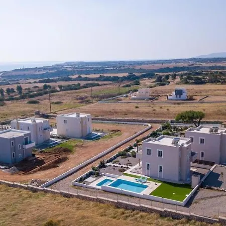 Villa Regina - Double Pool Paradise Lakhania Extérieur photo
