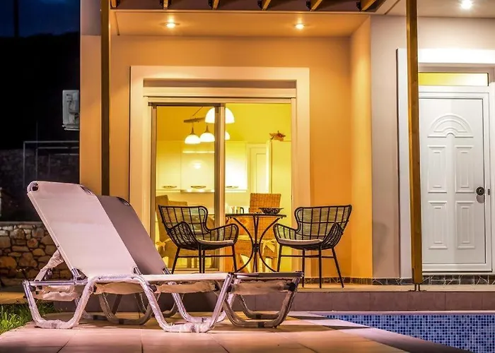 Villa Regina - Double Pool Paradise